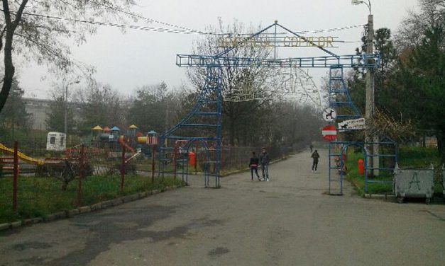 Orășelul Copiilor și traseul de paint-ball din parcul Ciuperca