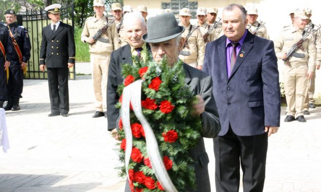 Ceremonie militară de Ziua veteranilor de război la Tulcea