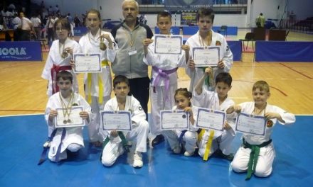 Karateka de la Clubul Sportiv Fudoshin s-au întrecut în medalii la Drobeta Turnu Severin