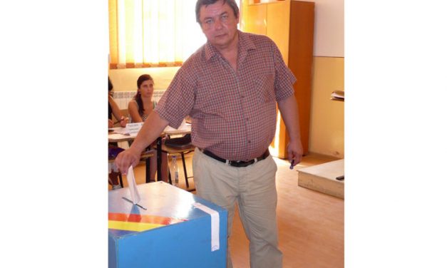 Preşedintele PNL Marius Popa a votat la Smârdan: Am votat pentru reprezentanţi care să ştie şi să poată să reprezinte interesele românilor în P.E.