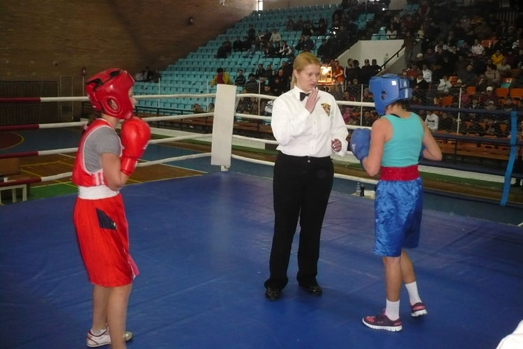 Cupa României la box feminin: peste 100 de pugiliste vor face spectacol pe faleză