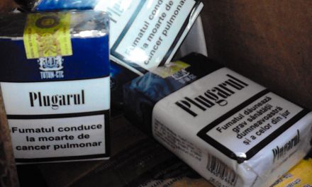 Contrabandă cu ţigări: poliţiştii au confiscat 22 de pachete de la un individ din Luncaviţa