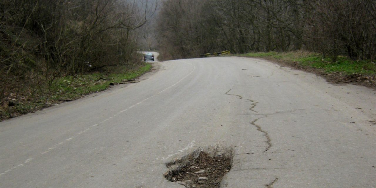 Bani de la Guvern: suplimentare de peste 100 de miliarde pentru drumurile din judeţul Tulcea