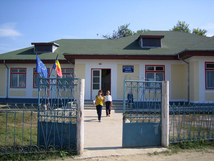 Fără cursuri suspendate în şcoli la Tulcea