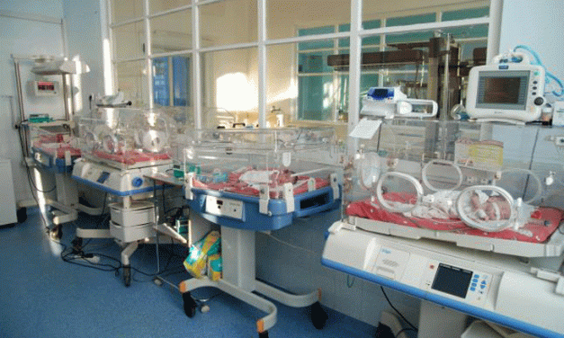 Bebeluşi abandonaţi la Neonatologie de sărbători