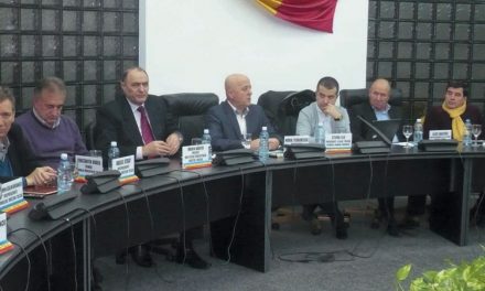 Şedinţă de final de an a Asociaţiei Comunelor din România, filiala Tulcea