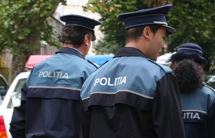 Apelul bocancilor: Poliţia pregăteşte angajarea  a 5.000 de civili