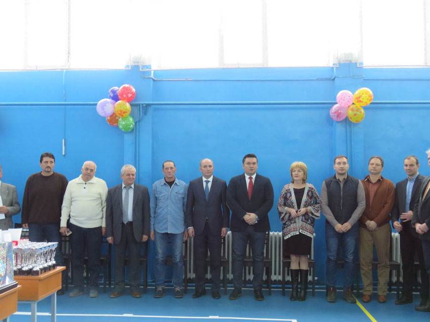 Ziua Campionului la Liceul Teoretic „Ion Creangă": Consiliul  Judeţean a premiat sportivi de performanţă