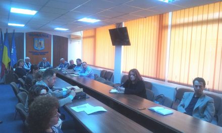 Peste 500 de angajaţi ai Internelor vor păzi alegerile la Tulcea