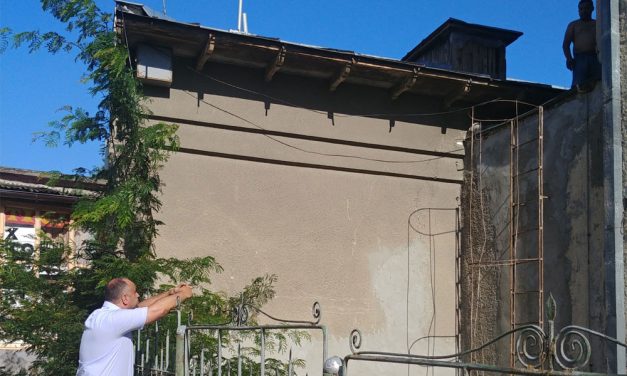 Tentativă de suicid la a treia încercare: negociatorul Ţugui a intervenit cu succes