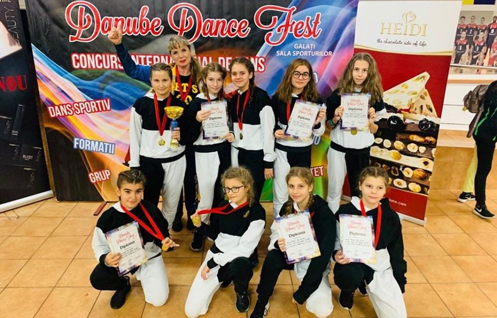Trupele de dansatori de la „Let’s go dance” au câştigat „Internaţional Danube Dance Fest”