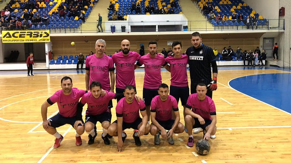 Cu tulceanul Mihai Guliu antrenor şi jucător, Star Farul 2017 a  terminat pe locul secund „Turneul vedetelor”