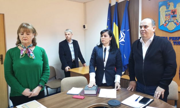 Carmen Caloianu a depus jurământul în funcţia de subprefect al judeţului