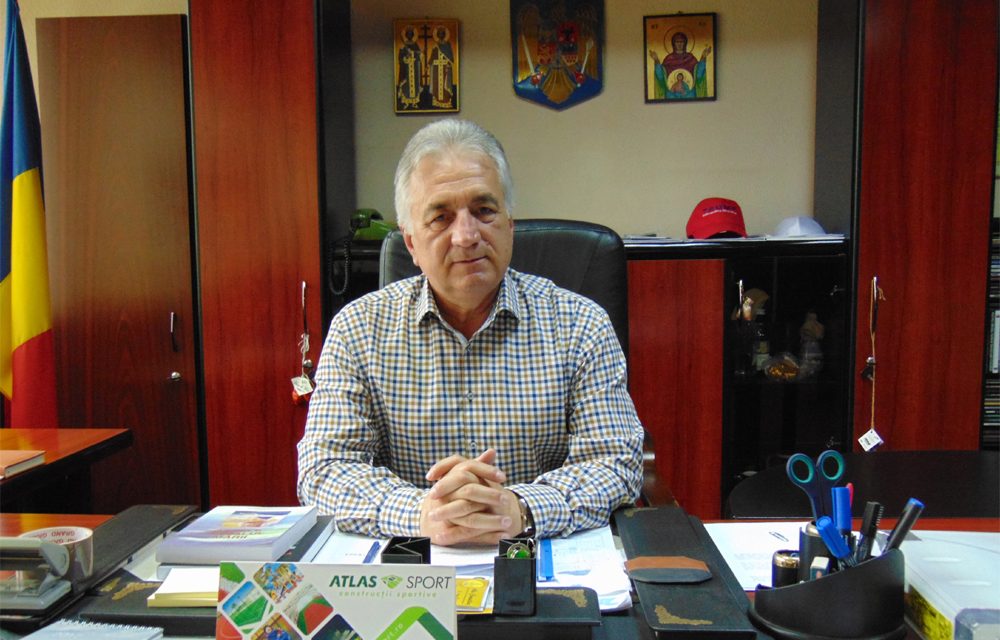 Primarul Hogea: Tulcenii vor avea două luni de pescuit pe lacul Ciuperca