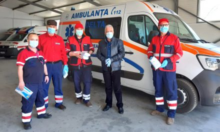 Primarul Hogea a donat echipamente de protecţie medicilor de familie şi ambulanţierilor de la Staţia de Salvare Delta