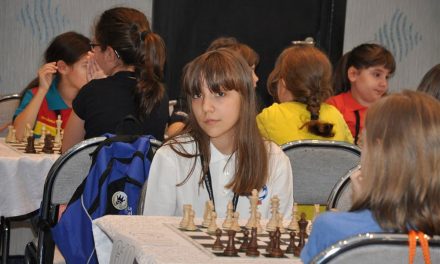 Competiţie internaţională de şah, online