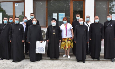 P.S. Visarion şi preoţi din Tulcea au donat sânge