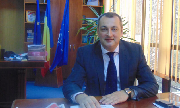 Fostul prefect PSD Lucian Furdui ar putea fi candidatul Pro România  la Primărie sau la Consiliul Judeţean