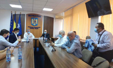 Ministrul Oros, la Tulcea: „Fermierii vor simţi în conturile lor banii pentru despăgubirile create de secetă şi pandemie”
