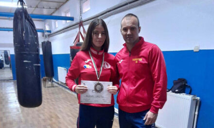 Alina Alexandra Creţu, medalie de bronz la Campionatul European de Box Juniori din Bulgaria