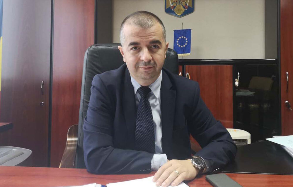 Primarul Ştefan Ilie a semnat contractul pentru sistemul de ape pluviale din municipiu