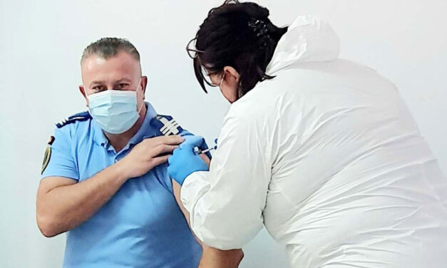 Şeful Jandarmeriei Tulcea, col. Ion Bordei, s-a vaccinat anti-Covid