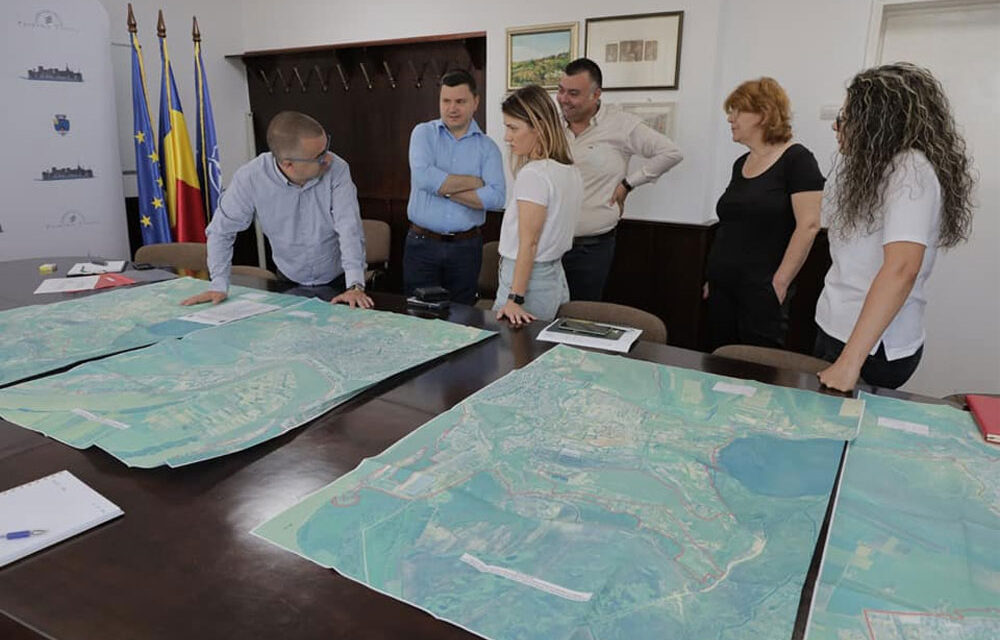 Primarul Ştefan Ilie a semnat avizele pentru extinderea reţelei de gaze naturale pentru 90 de străzi din municipiu