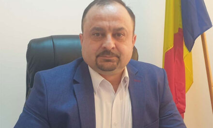Prefectul Nicolae Topoleanu: „Toate şcolile au materiale de protecţie”