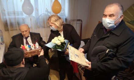 Florea Stoian, veteran de război din Tulcea, aniversat la 100 de ani