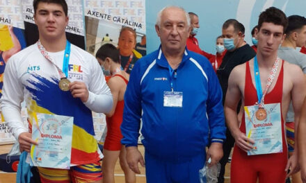 Luptătorii Ali Gean şi Ionuţ Petrişor, medaliaţi la Campionatul Naţional de Cadeţi şi Seniori