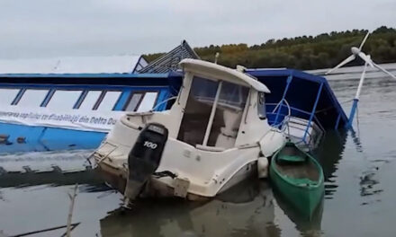 Căpitănia Portului Tulcea anchetează scufundarea pontonului pentru copiii cu dizabilităţi