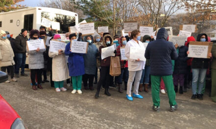 Protest spontan la Spitalul Judeţean de Urgenţă Tulcea