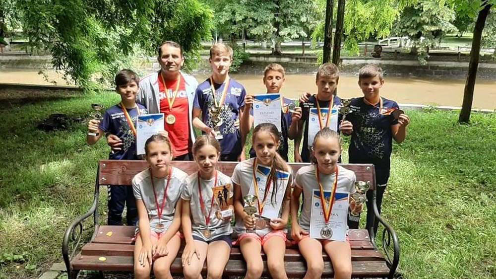 Retrospectivă 2021: Copiii de la Chilia Veche aleargă pentru medalii
