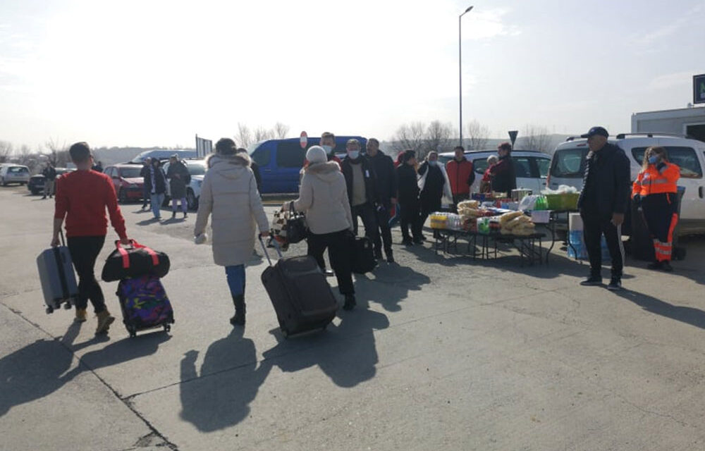 Război în Ucraina: mii de refugiaţi au ajuns ieri în Isaccea