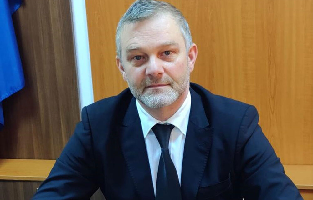 Prefectul Munteanu îi răspunde primarului Ilie: „Ameninţarea cu plângerea penală nu are nicio valoare”