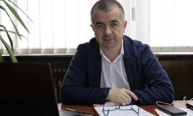 Primarul Ştefan Ilie vrea hidrobuze pentru transportul naval între Tulcea şi Tudor Vladimirescu
