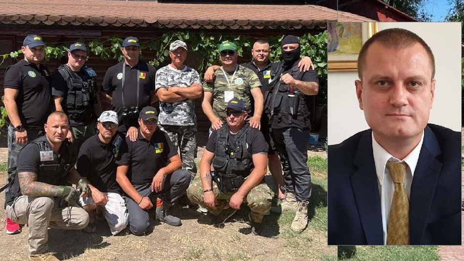 Guvernatorul Teodosie Marinov, nemulţumit de voluntarii unui ONG: Informarea turiştilor nu se face cu arme şi cagule!