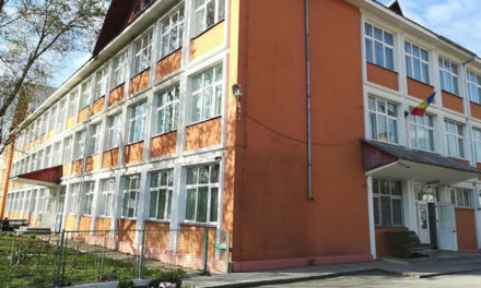Fraudă cu banii de pensii la Liceul Dimitrie Cantemir Babadag