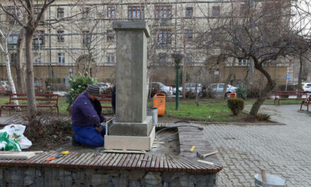 Bustul lui Mihai Eminescu, dezvelit pe 15 ianuarie în parcul TAVS