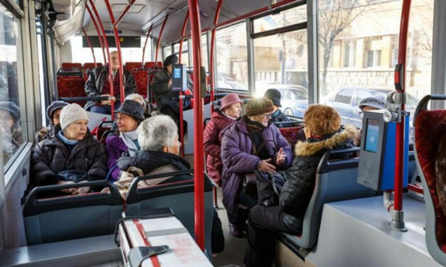 Călătorii gratuite pentru mai mulţi pensionari din municipiu
