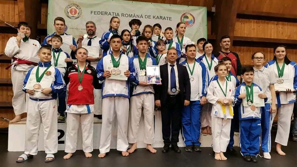 Zeci de medalii pentru tulcenii de la Fudo Shin la Campionatul Naţional de Karate Wado-Ryu