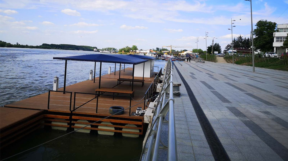 Un nou ponton de acostare în Portul Tulcea, pus în funcţionare săptămâna aceasta