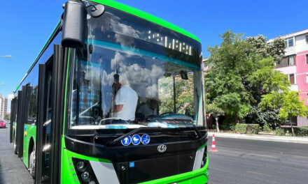 Primul autobuz electric a intrat pe traseu în municipiu