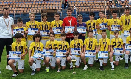 Patru tineri pregătiţi de Clubul de Fotbal Victoria Delta Tulcea, transferaţi la CS Dinamo Bucureşti