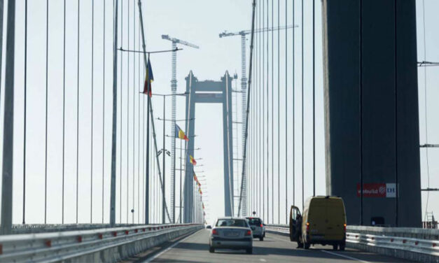 Podul peste Dunăre va fi deschis şi pe timpul nopţii, în scurt timp