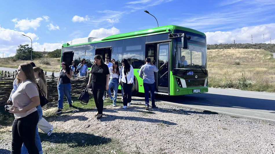 Primul autobuz electric din municipiu va fi dat în folosinţă săptămâna viitoare