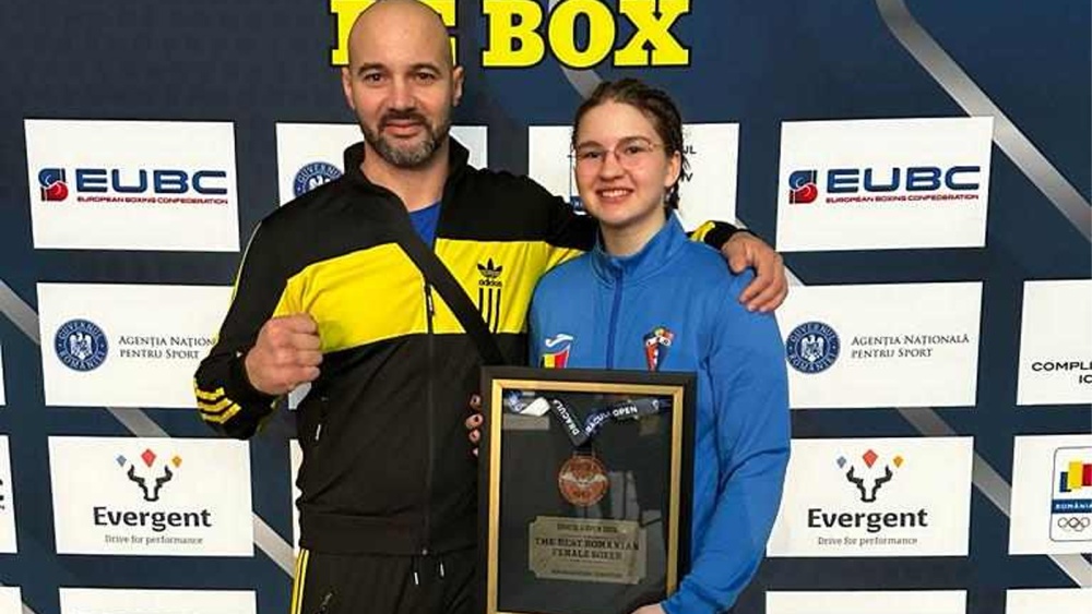 Amalia Ţugui, aur şi titlul de cea mai bună boxeriţă româncă la Turneul Internaţional ,, Dracula Open” Ploieşti