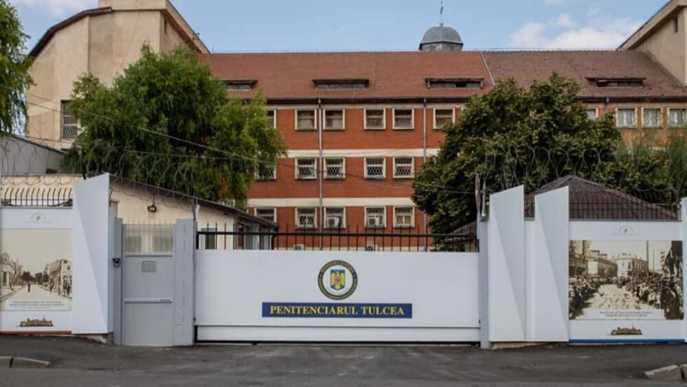Peste 200 de deţinuţi au avut parte de sex, în camera intimă a Penitenciarului Tulcea