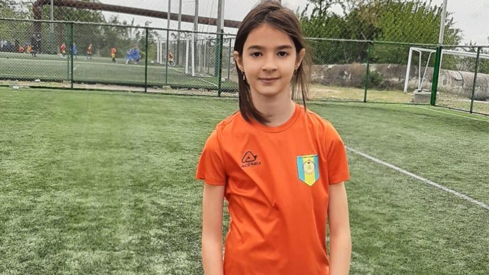 Elena Maran, singura fată din echipa de fotbal CSS Tulcea