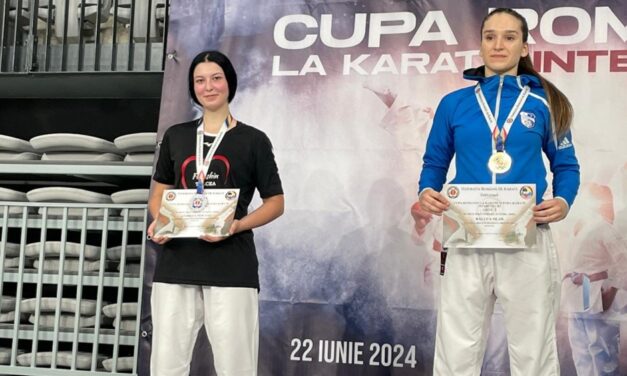 Karatista Andreea Mocanu, medalie de argint la Cupa României la Karate Interstil